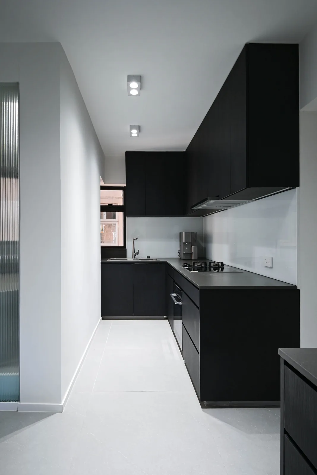 Full Kingston Terrace kitchen presentation artwork with reeded-glass partition