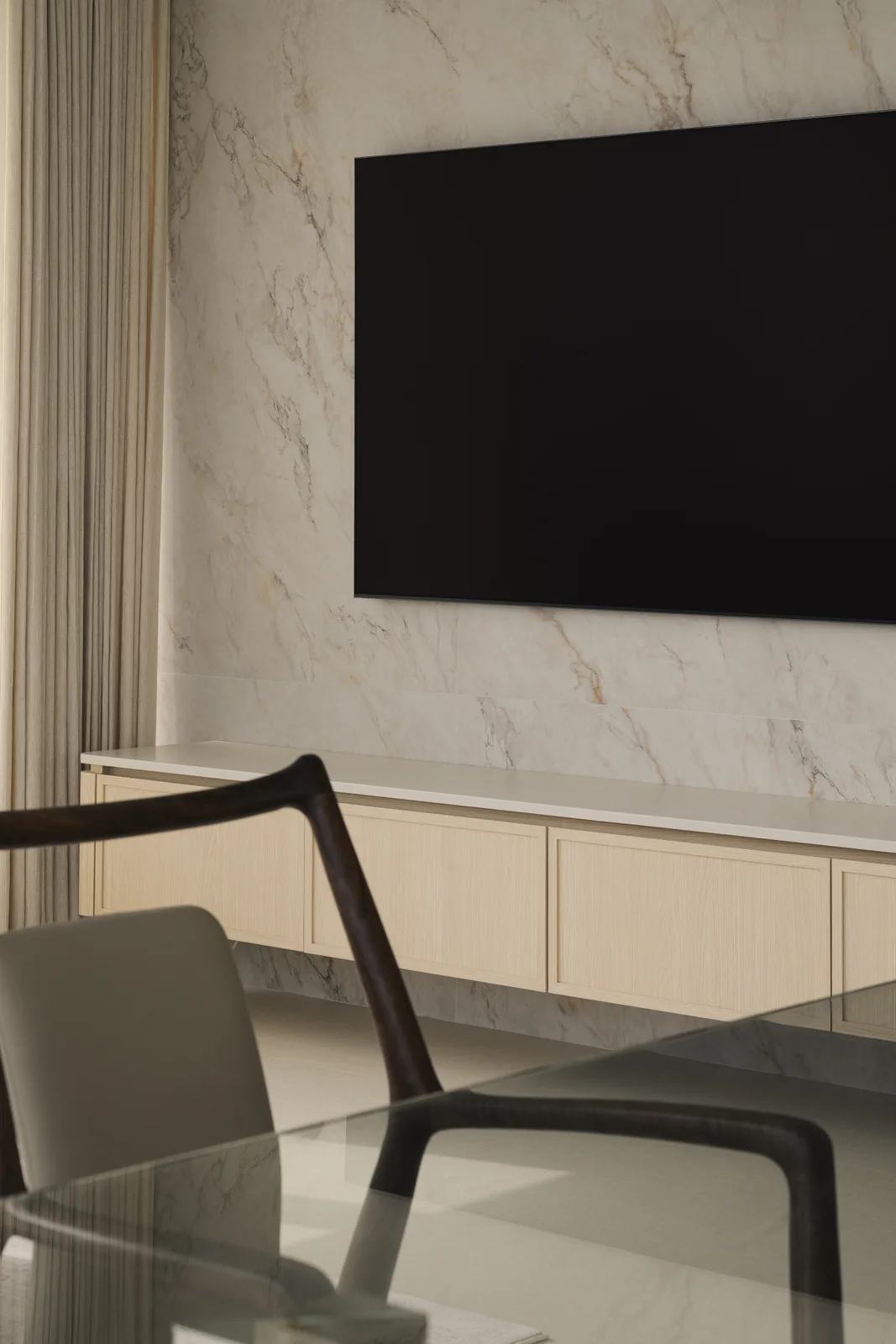 La Grove — Dining chairs