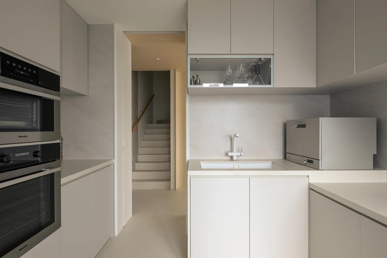 La Grove — White cabinetry